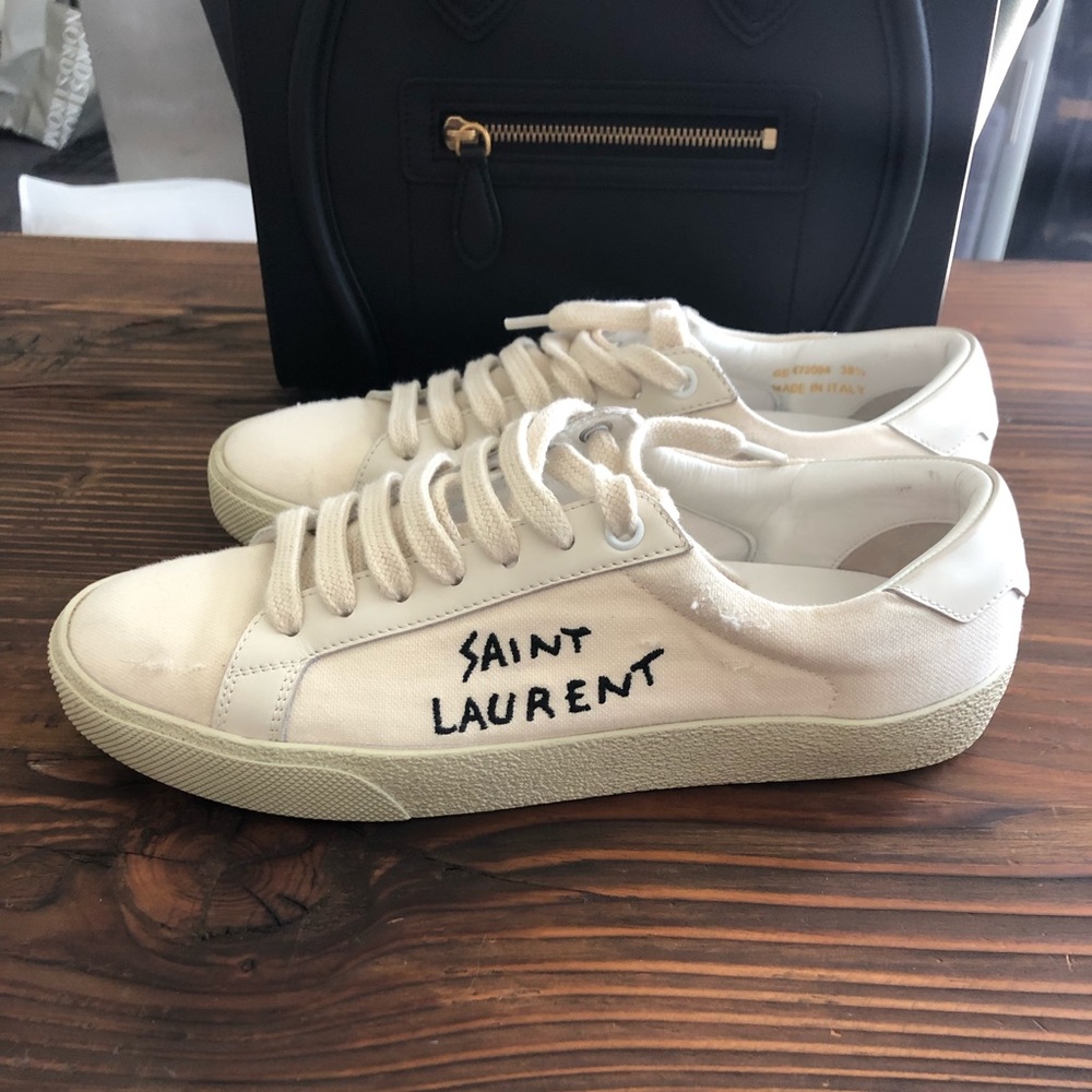 Saint Laurent Court Classic
